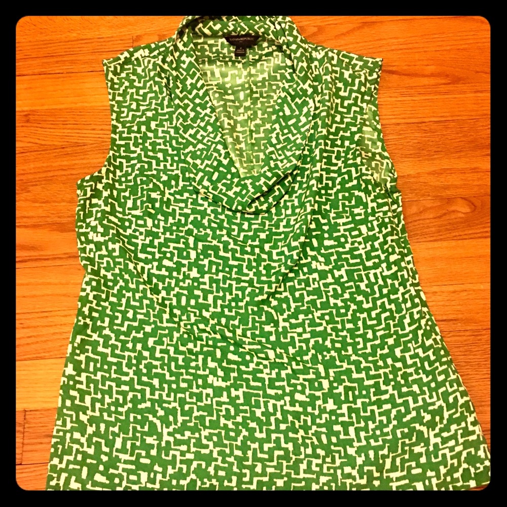 Banana Republic Shirt Size 4 Green Print